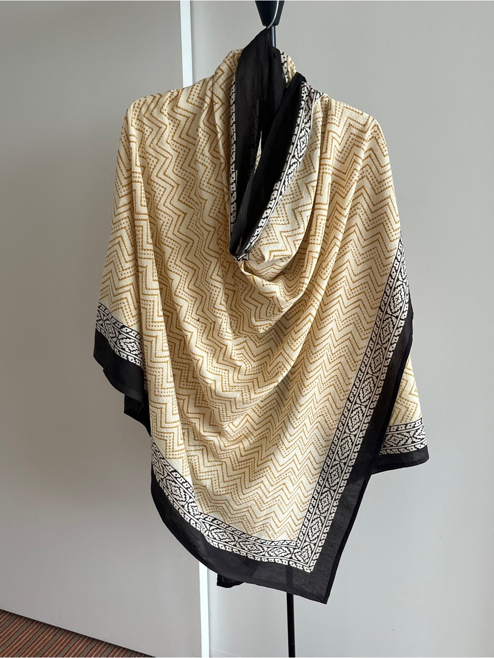 Fabindia style 100% Cotton Dupatta scarf wrap Ivory & Black hand block Print 71"